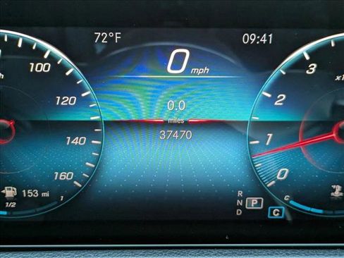 Certified 2022 Mercedes-Benz GLB 250 image 13