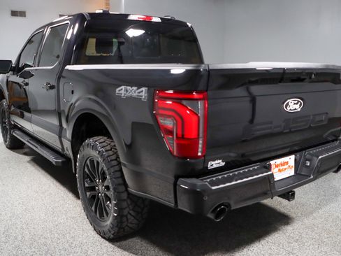 Used 2024 Ford F150 Lariat image 10