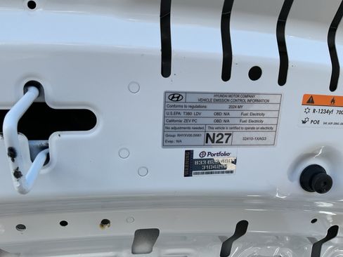 Used 2024 Hyundai Ioniq 5 SEL RWD image 24