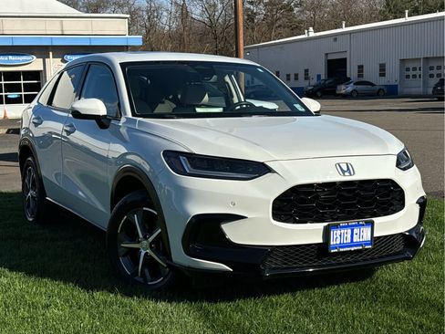 Certified 2024 Honda HR-V EX-L image 30