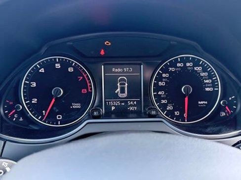 Used 2014 Audi Q5 2.0T Premium w/ Lighting Package AWD/4WD image 18