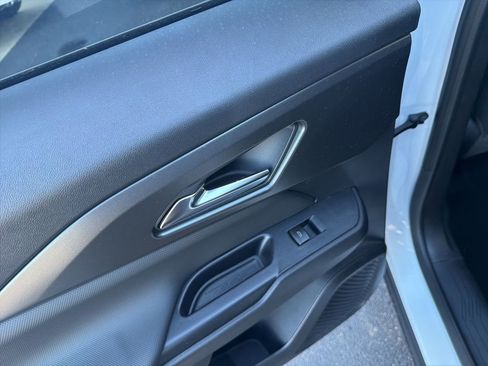 New 2026 Chevrolet Equinox EV LT w/ Comfort Package image 31