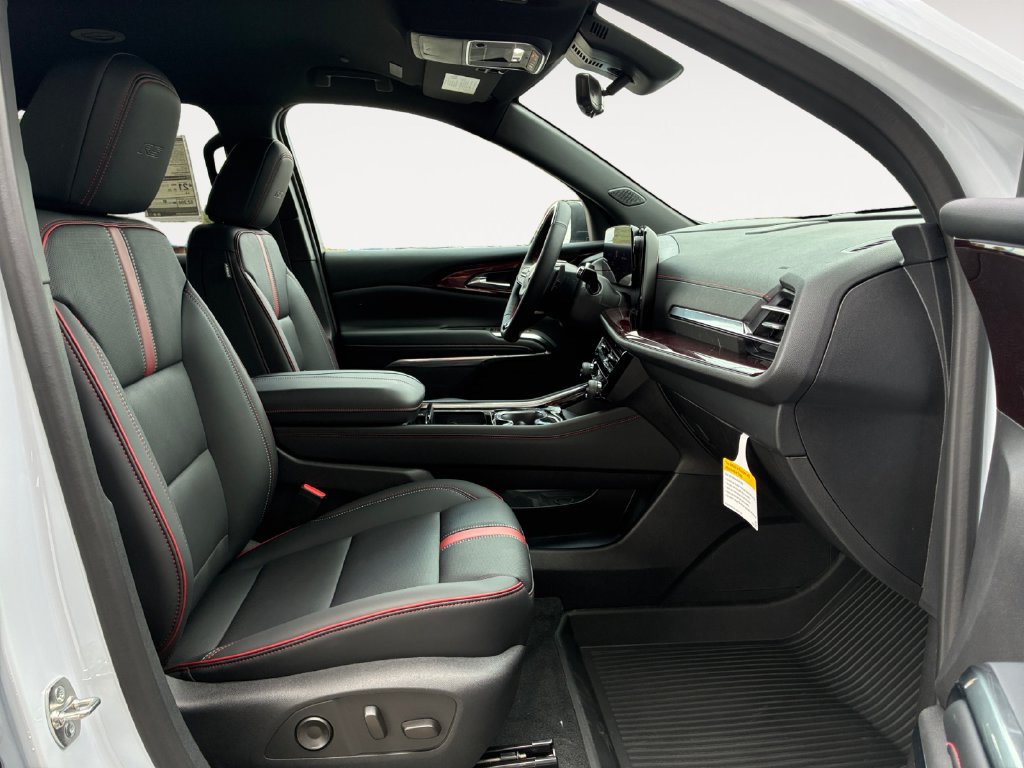 New 2027 Chevrolet Traverse RS w/ LPO, Floor Liner Package AWD/4WD image 15