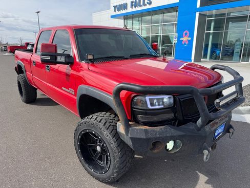 Used 2007 GMC Sierra 2500 SLE w/ Heavy-Duty Power Package image 3
