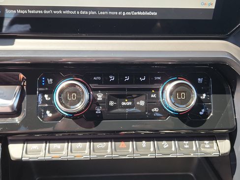Used 2024 GMC Sierra 1500 AT4X AWD/4WD image 17