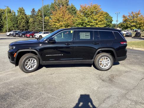 New 2025 Jeep Grand Cherokee L Laredo w/ Luxury Tech Group I image 4