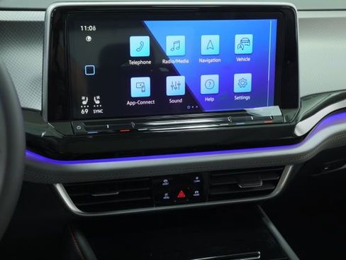 New 2026 Volkswagen Atlas Peak Edition AWD/4WD image 16