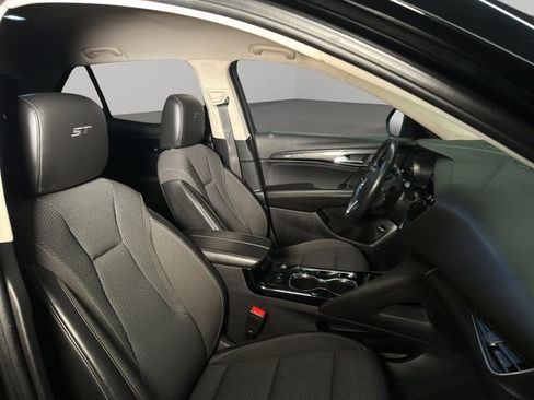 Used 2023 Buick Envision Preferred w/ Sport Touring Package image 19