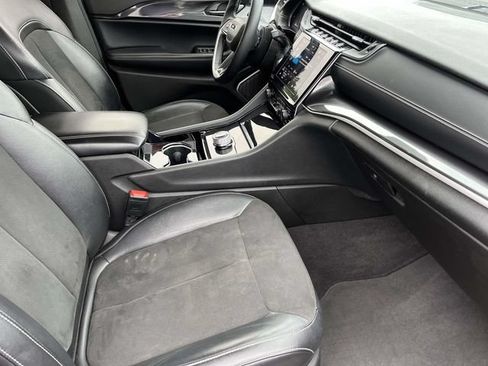 Used 2021 Jeep Grand Cherokee L Laredo AWD/4WD image 25
