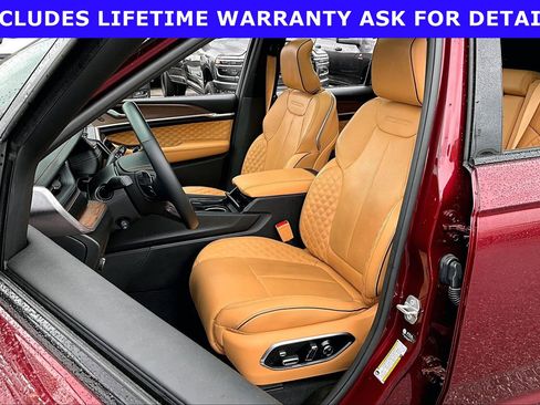 Used 2025 Jeep Grand Cherokee Summit w/ MOPAR Finishing Package AWD/4WD image 21