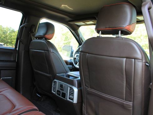 Used 2018 Ford F150 King Ranch w/ Equipment Group 601A Luxury AWD/4WD image 18