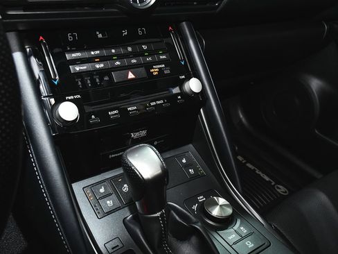 Used 2024 Lexus IS 350 F Sport AWD/4WD image 38