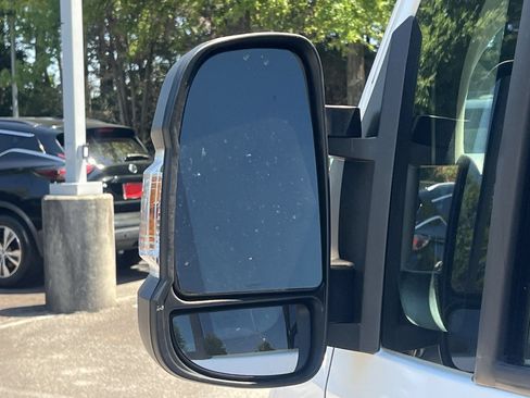 Used 2025 RAM ProMaster 2500 w/ U-Haul Equipment Group FWD image 27