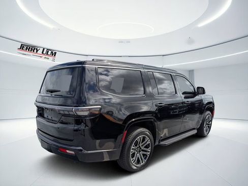 New 2026 Jeep Grand Wagoneer 2WD w/ 8-Passenger Seating Package image 3