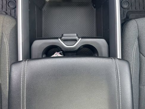 Used 2022 RAM 1500 Big Horn AWD/4WD image 38