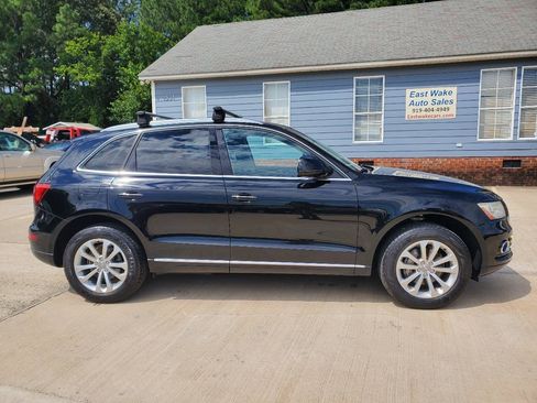 Used 2017 Audi Q5 2.0T Premium w/ Audi MMI Navigation Plus AWD/4WD image 4
