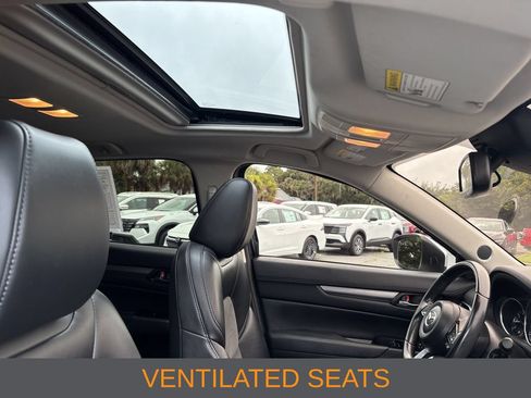 Used 2018 MAZDA CX-5 Touring w/ Preferred Equipment Package FWD image 13