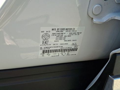Used 2022 Ford Explorer Limited AWD/4WD image 28