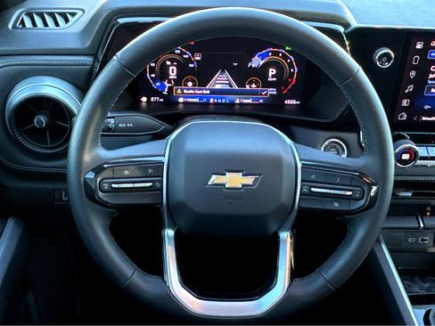 Used 2025 Chevrolet Colorado LT image 13