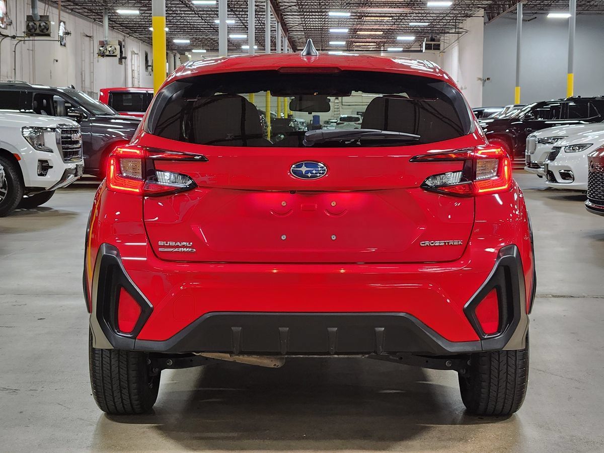 Used 2024 Subaru Crosstrek 2.0i AWD/4WD image 10