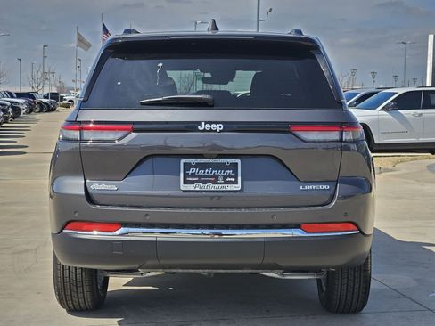 New 2026 Jeep Grand Cherokee Laredo image 8