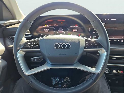 Certified 2025 Audi Q5 Premium w/ Premium Plus AWD/4WD image 17