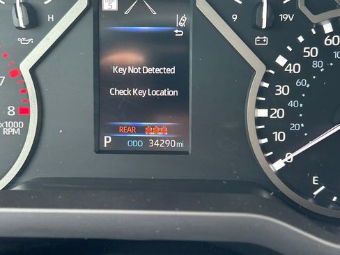 Used 2023 Toyota Tundra Limited AWD/4WD image 41