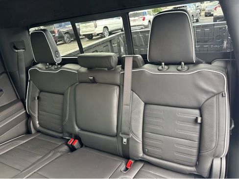 New 2026 GMC Sierra 1500 AT4X image 18