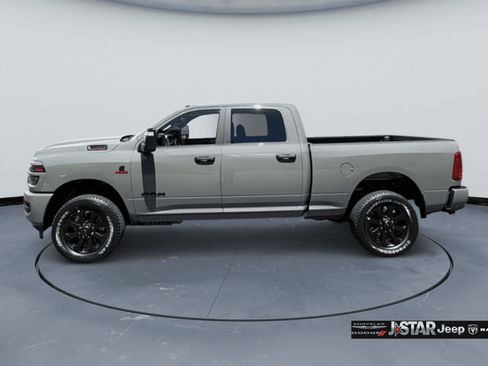 New 2026 RAM 2500 Big Horn AWD/4WD image 8