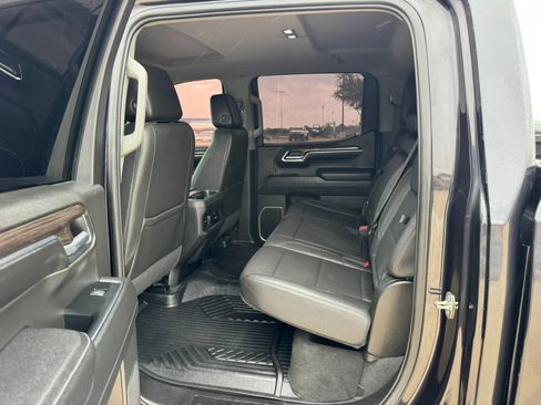 Used 2023 Chevrolet Silverado 1500 LT AWD/4WD image 23