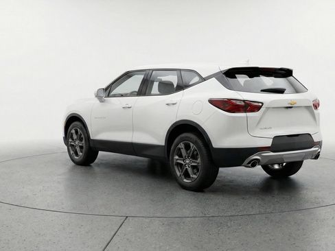 Used 2025 Chevrolet Blazer LT image 6