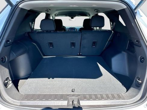 Used 2024 Chevrolet Equinox LT image 27