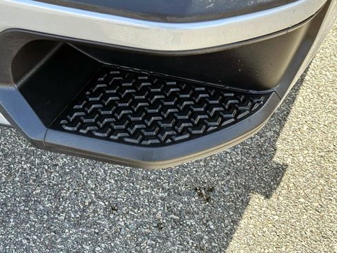 Used 2020 Chevrolet Silverado 1500 Custom w/ Custom Value Package image 9