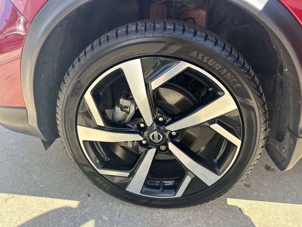 Used 2022 Nissan Rogue Sport SL w/ Premium Package AWD/4WD image 39