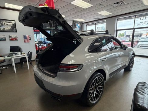 Used 2021 Porsche Macan S AWD/4WD image 45