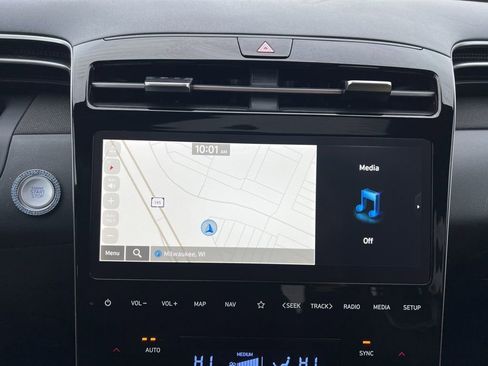 Used 2024 Hyundai Santa Cruz Limited image 19