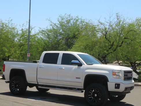 Used 2014 GMC Sierra 1500 SLE AWD/4WD image 4