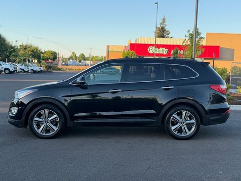 Used 2015 Hyundai Santa Fe GLS w/ Option Group 02 AWD/4WD image 3
