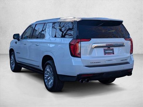 Used 2023 GMC Yukon XL Denali image 7