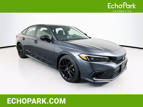 Used 2023 Honda Civic Sport image 1