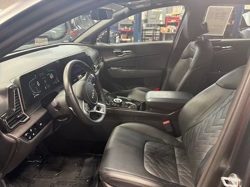 Used 2024 Kia Sportage X-Line AWD/4WD image 9