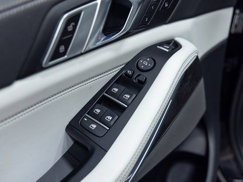 Certified 2023 BMW X5 M50i w/ Executive Package image 12