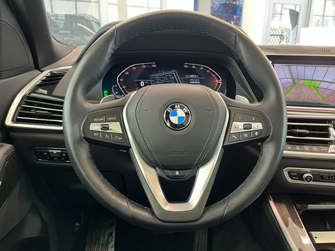 Used 2022 BMW X5 xDrive40i w/ Premium Package image 19