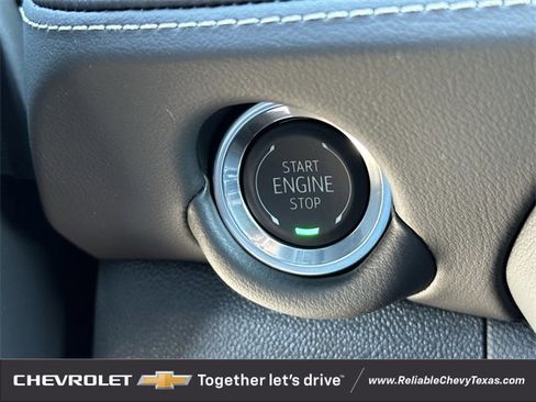 New 2026 Chevrolet Suburban Premier image 22