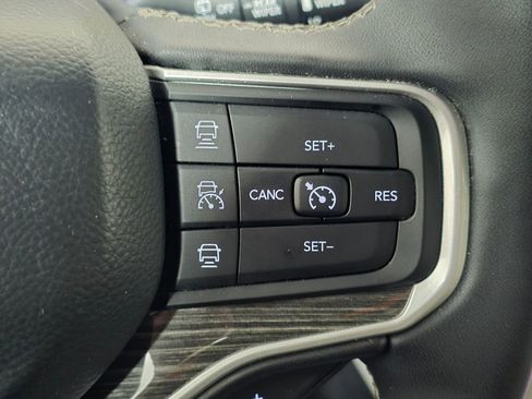 Used 2022 Jeep Wagoneer Series III image 33