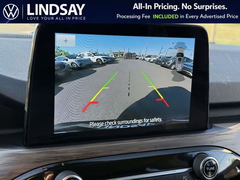 Used 2020 Ford Escape Titanium AWD/4WD image 17