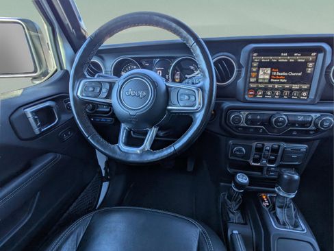 Used 2023 Jeep Wrangler Sahara w/ Cold Weather Group image 30