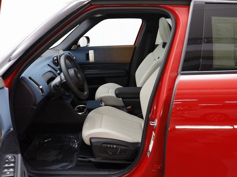 Certified 2025 MINI Cooper Countryman S image 6