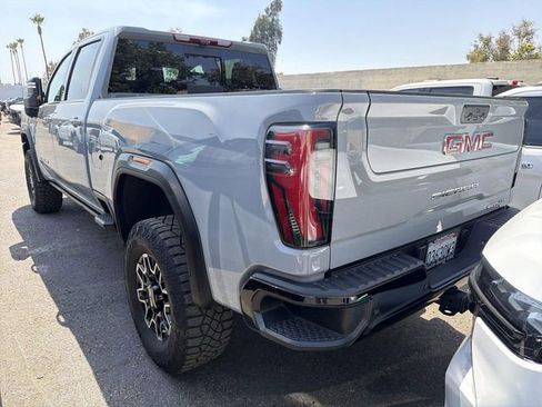 Used 2024 GMC Sierra 2500 AT4X AWD/4WD image 4