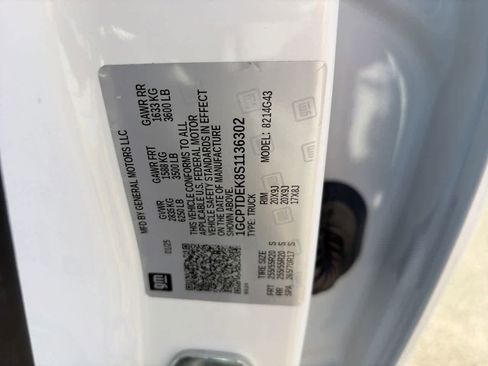 Used 2025 Chevrolet Colorado Z71 AWD/4WD image 29